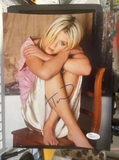 Tara Reid Signed 8x10 Photo Van Wilder The Big Lebowski Autograph JSA Coa D2