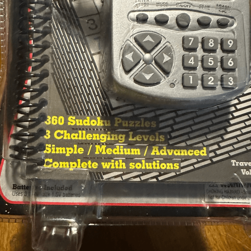 Sudoku Handheld Pocket Electronic Game & Puzzle Book Travel Home 360 Puzzles New - Picture 4 of 11