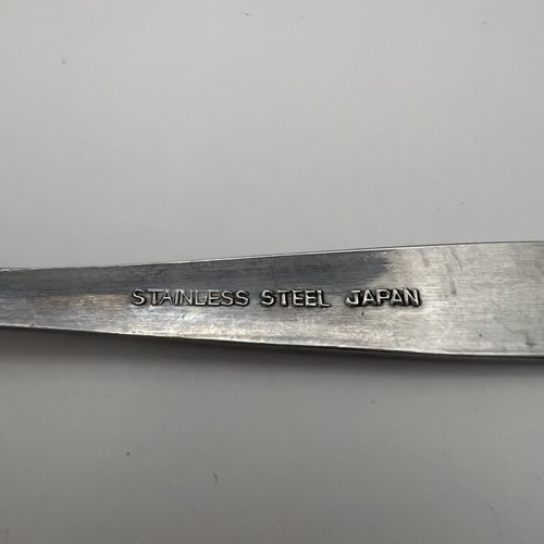 UNKNOWN BRAND Stainless Steel Fork Japan Roses 6 1/2" Vintage - Picture 6 of 6