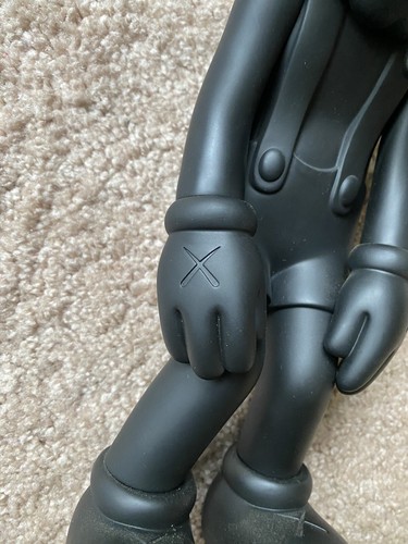 Kaws Small Lie Companion Black Open Edition 8” 2017 Medicom Toy Flayed Dissected - Picture 7 of 14