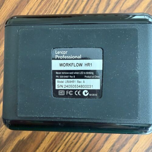 Lexar Professional Workflow HR1 Black Four-Bay USB 3.0 Reader Hub - Picture 3 of 4
