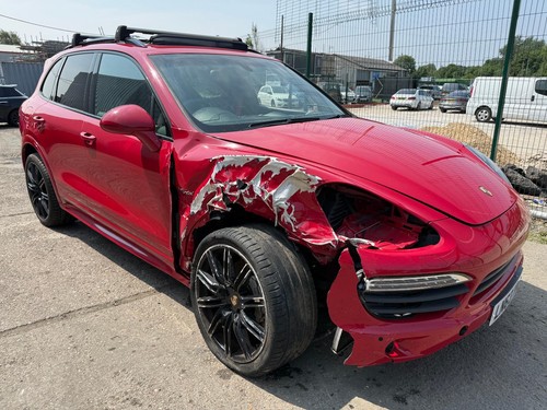 2014 63 REG PORSCHE CAYENNE S V6 HYBRID TIPTRONIC DAMAGED REPAIRABLE SALVAGE - Picture 11 of 19