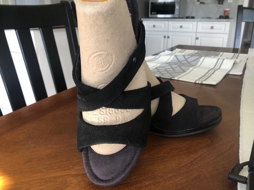 ROCKPORT Adiprene by Adidas Womens Black Suede Wedge Sandals 9 M - Picture 5 of 10