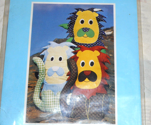 craft sewing pattern Toy Lion stuffed animal pattern 20" uncut - Picture 2 of 3