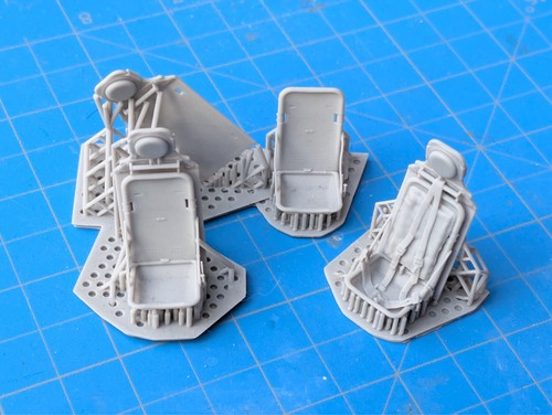 FAST-FIX 1/32 P-51D Mustang Resin Seat Upgrade 3-PAK (Mid/Late) RFF32142 - Picture 2 of 6