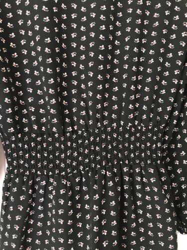 Max Studio Black Mix V-neck Tie Waist Top Size S - Picture 3 of 5