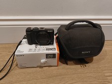 Sony Cyber Shot DSC-HX60 Digital Camera 20.4MP 30x Zoom, Compact And Case