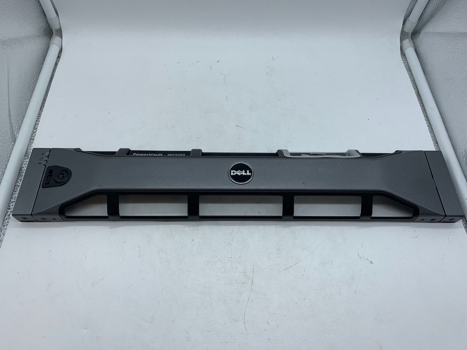 Dell PowerVault MD3200 Front Security Bezel w/Key ~ FREE SHI