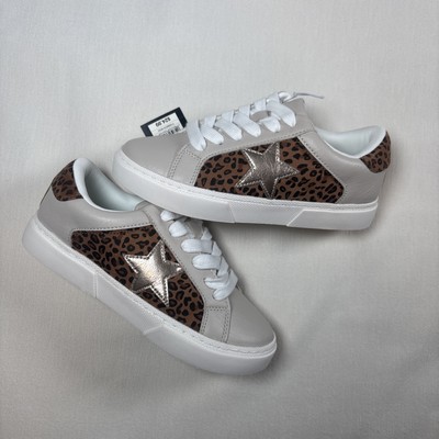 Girls leopard print sneakers with star accent Art Class brand size 1