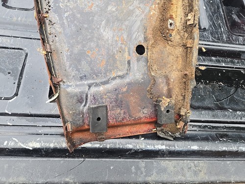 1973 74 75 Rd60 Seat Frame - Picture 9 of 13