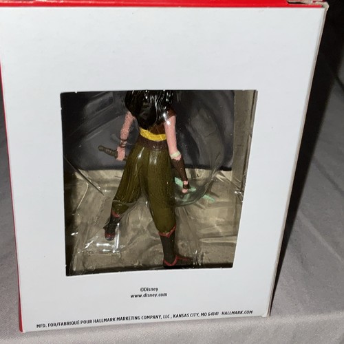 Hallmark Disney Raya y el Último Dragón Raya Ornamento Nuevo En Caja 2021 - Imagen 6 de 24