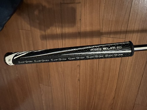 ODYSSEY TRI HOT #2 RIGHT HANDED 35” PUTTER SUPER STROKE GRIP ODYSSEY - Picture 6 of 6