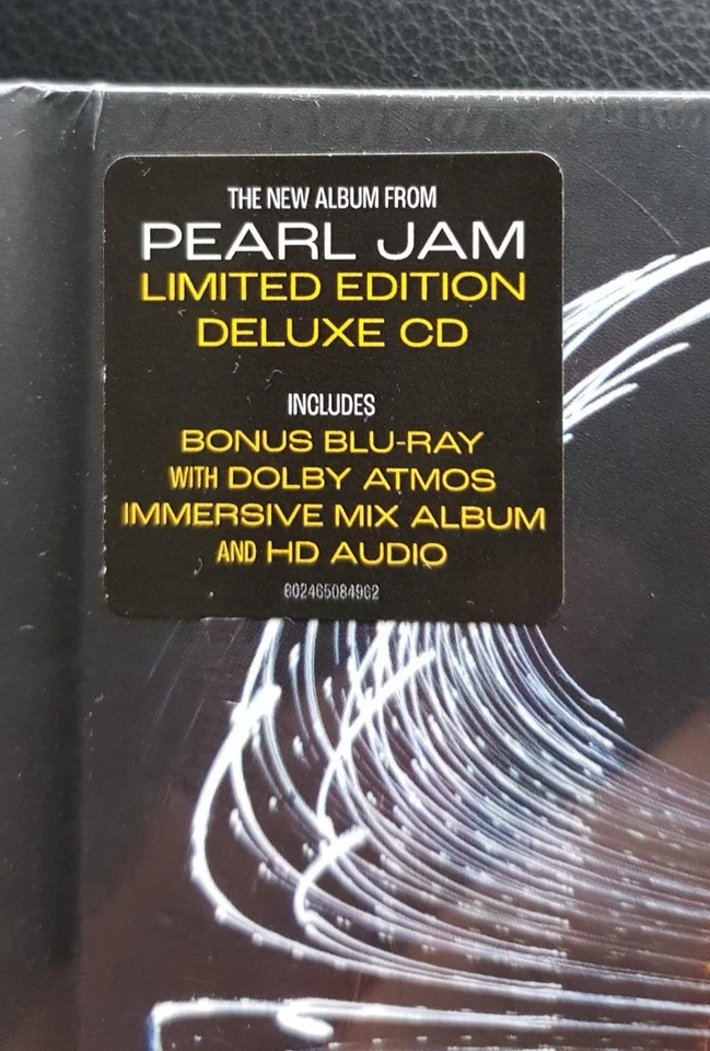 Pearl Jam - Dark Matter   LIMITED DELUXE EDITION  CD+Bluray Audio  NEU   (2024) - Bild 2 von 3