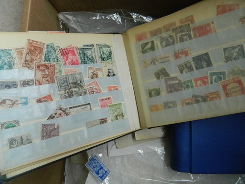 WORLD SORTER IN LARGE 8KG BOX (STAMPS IN ALBUMS/PACKETS/PAGES ETC.) - Picture 3 of 24
