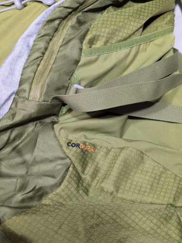 Osprey Atmos 50 AirSpeed grün Cordura Reise Wandern Camping Rucksack Größe M - Bild 6 von 23