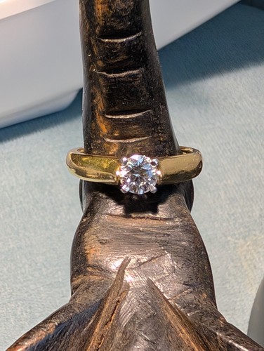 Blue Nile 18K Gold and Platinum Head Genuine Diamond Engagement Ring Size 6.5 - Imagen 5 de 24