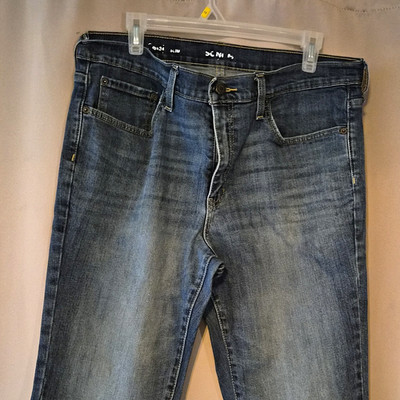 Sonoma Men s Blue Medium Wash Denim Jeans Straight Leg Slim Fit Logo
