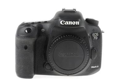 CANON EOS 7D Mark II Gehäuse - SNr: 203054002271 - Bild 1 von 4