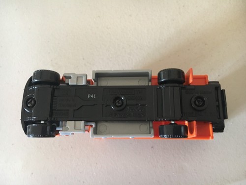 Matchbox Working Rigs GMC 3500 Attenuator Truck - Orange 2021 - LOOSE - A112 - Picture 13 of 13