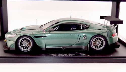 AUTOart 1/18 Aston Martin DBR9 24h LeMans Plain Body Version - Picture 9 of 11