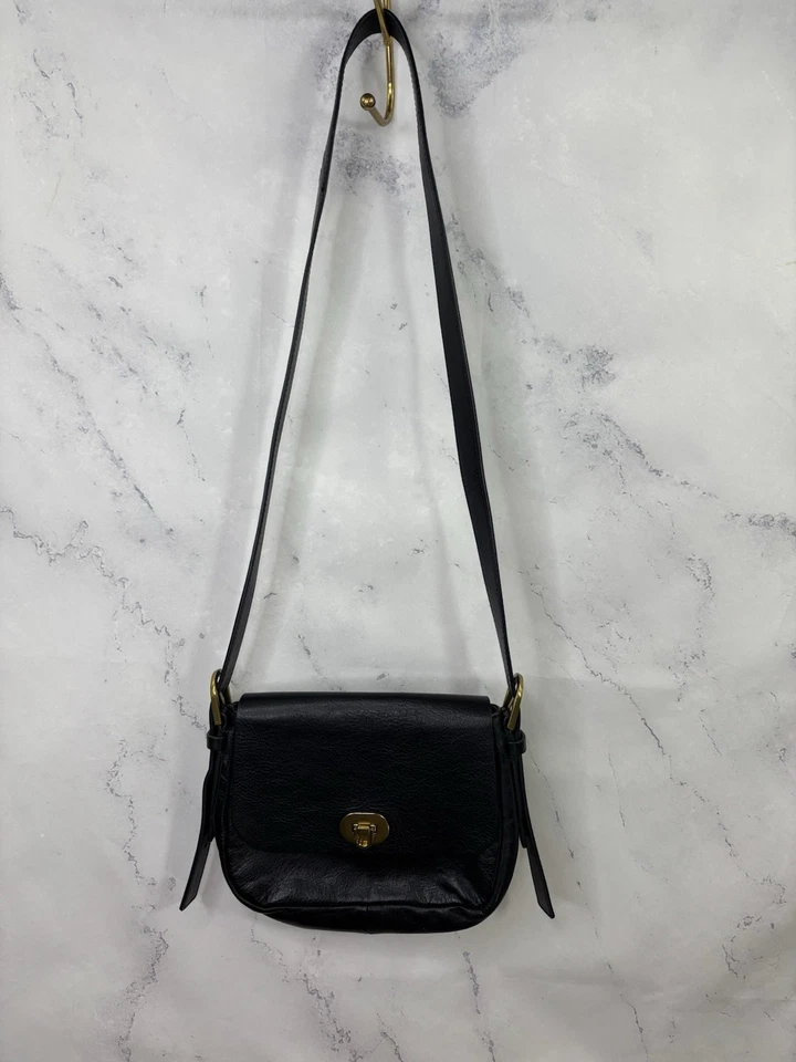 Женская кожаная сумка через плечо Fossil модель Harper Saddle цвет черное золото ретро шик - Изображение 4 из 4