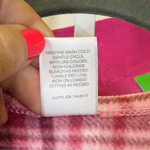 Liz Claiborne, Plaid Fleece Shrug/Poncho. One Size. Excellent condition! - Picture 4 of 6