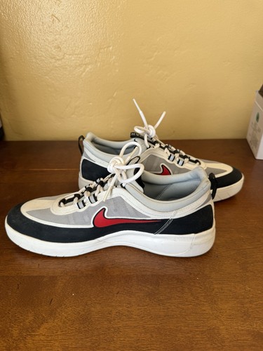 Nike SB Men's Nyjah Houston Free 2 Skateboarding Sneakers Size 9.5