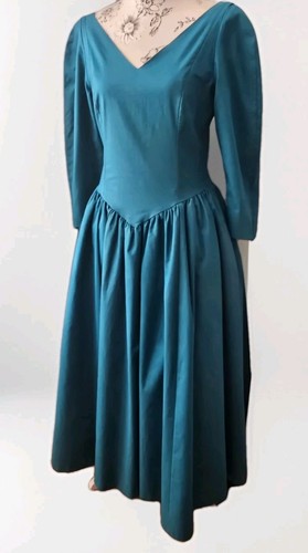 Vintage Laura Ashley 80s Ball Gown Dress/netted Layer 14 Green