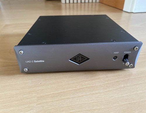 Universal Audio UAD-2 Satellite TB3 Octo incl. zusätzliche Plugins