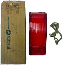 New Old Stock Tail Light Lens W Gasket For 1965 Dodge Coronet Wagon 2585112 New Old Stock Tail Light Lens W Gasket For 1965 Dodge Coronet Wagon 2585112