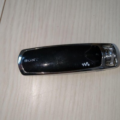 SONY WALKMAN　NW-S706F SONY Walkman NW-S706F Digital Music Player 4GB Black