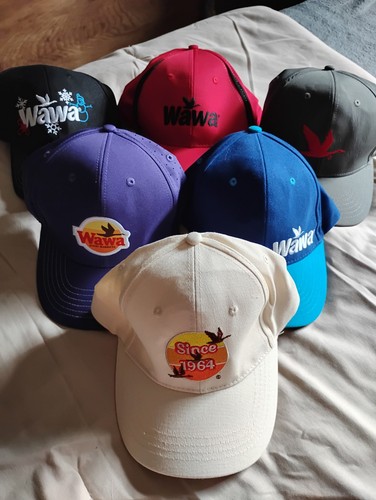 Sechs Wawa Baseballmützen fünf nagelneu eine gebraucht