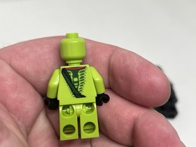 LEGO NINJAGO: Lasha's Bite Cycle (9447)  With Minifigs Near Complete