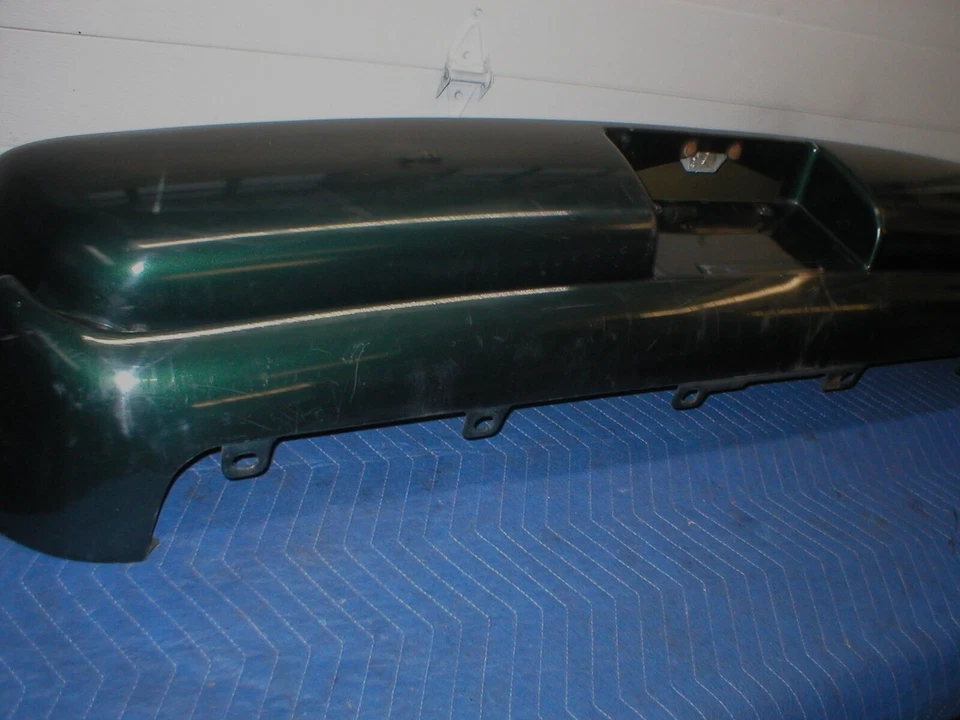 Parachoques trasero Firebird Trans Am Formula 1991 1992 efecto suelo estilo GM OEM Foto 2 de 4