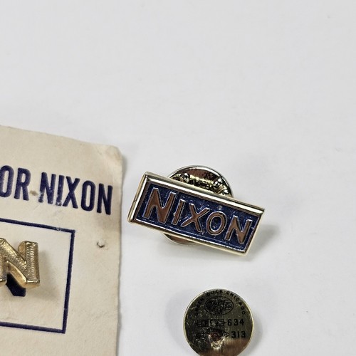 Vintage 4 Mixed Lot President Nixon Political Campaign Pin Pinback Button - Picture 5 of 7