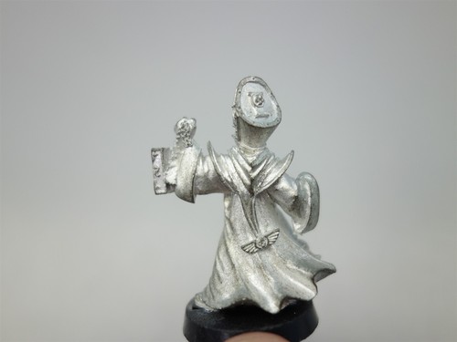 Warhammer 40k Adepta Sororitas: Sisters of Battle: Confessor Kyrinov (oop metal) - Picture 4 of 5