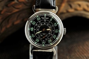 Vintage-Pobeda-Zim-Wrist-Watch-2602-cal-Green-Men-039-s-Mechanical-Military