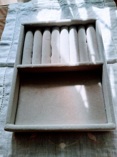 MUJI grey velvet ring jewellry organiser to fit standard MUJI acrylic boxes - Picture 2 of 3
