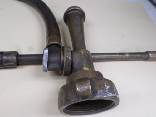 Vintage Akron Fire Equipment Aspirazione Tee/In-Line Foam Eductor 2950 95 GPM 2,5"NH - Foto 3 di 9