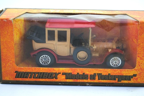 Matchbox of Yesteryear No:Y-7 ROLLS-ROYCE Car in Metallic Gold Color MIB - Picture 1 of 11