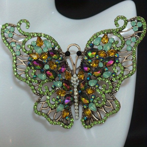Fashionable Personality Beautiful Insect Series Crystal Alloy Butterfly Brooch - Picture 10 of 12