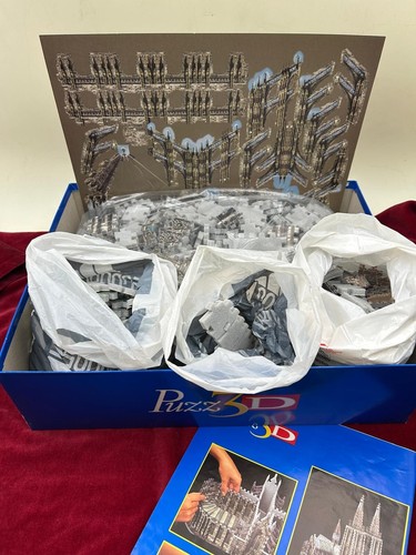 2/2 MB Puzzle / Kölner Dom / 3D / 704 Teile / Bauanleitung / Spielzeug gebraucht - Bild 4 von 9