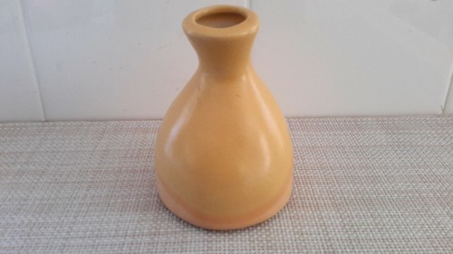 Vintage Margie’s Garden Asymmetric Vase Yellow/Beige 4" Height EUC - Picture 4 of 10