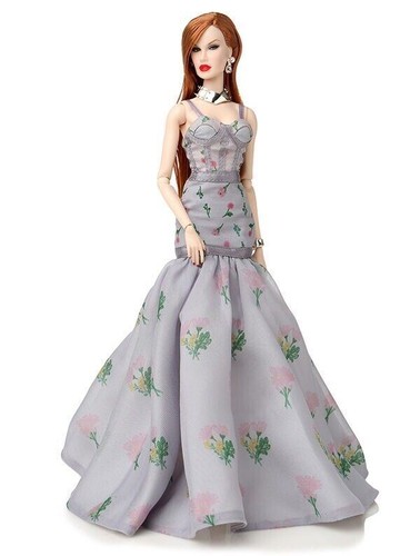 FABULOUS FIELDS LUCHIA Z™ FASHION ROYALTY INTEGRITY TOYS NRFB - Picture 1 of 3