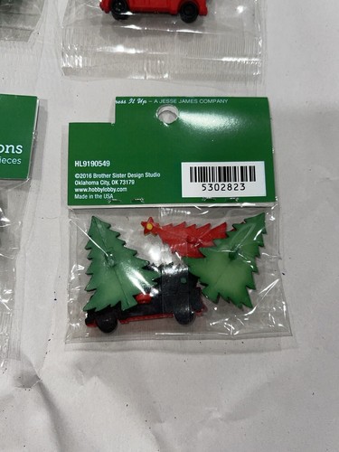 Christmas Crafts Tree & Pick Up Truck Buttons Crafting Embellishment 16 Pieces - Picture 2 of 2