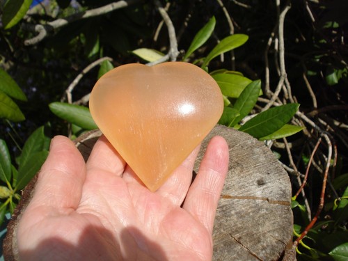 Orange Selenite LARGE Heart -The Happiness Gemstone-Joy 2nd Chakra! - Picture 2 of 6