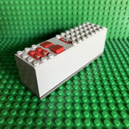 LEGO Technic 2847 Gray AA Electric Battery Box 2847c01 HAS CORROSION ASIS - Picture 1 of 7