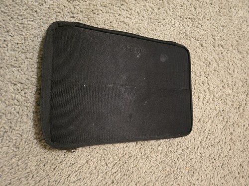 Amazon Kindle Tablet HD 8.9" (Model 3HT7G, SN:B0C9) Zipper Case bundle - Picture 5 of 8