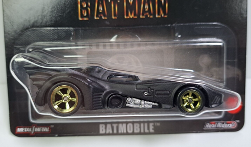 Hot Wheels Premium 2022 BATMOBILE DC Batman 1:64 Scale. Real Riders -Metal/Metal - Picture 2 of 5