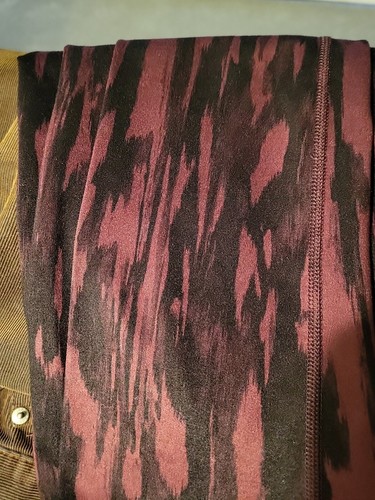Lululemon Leggings Tiger Animal Print schwarz/dunkelrosa Gr. 10 kaum getragen USA - Bild 11 von 11